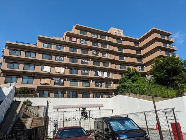 2LDK apartment in Narashino, Chiba - Photo 1