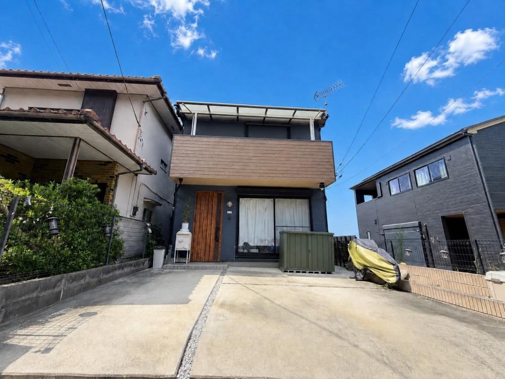 2LDK house in Hino, Tokyo - Photo 1