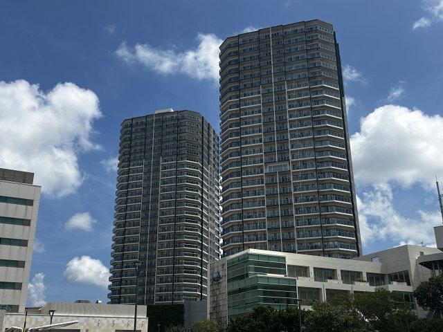 2LDK apartment in Naha, Okinawa - Photo 1