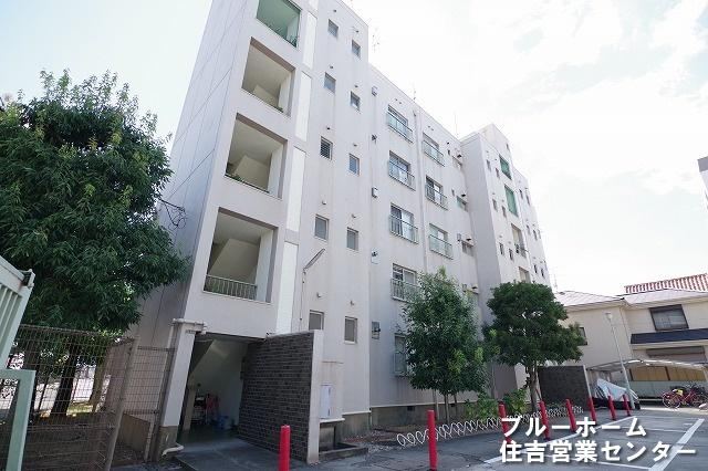 4DK apartment in Sumiyoshi Ward, Osaka - Photo 1