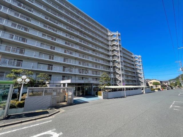 3LDK apartment in Fukuyama, Hiroshima - Photo 1