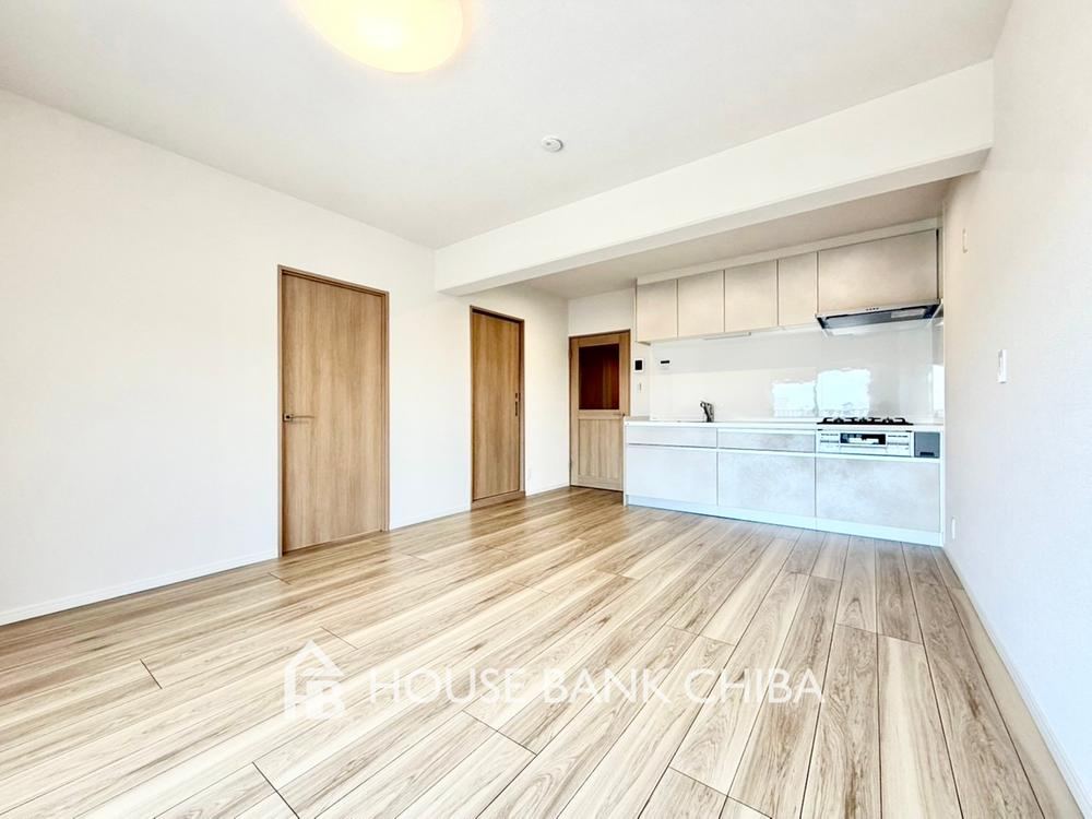 3LDK apartment in Ichikawa, Chiba - Photo 1