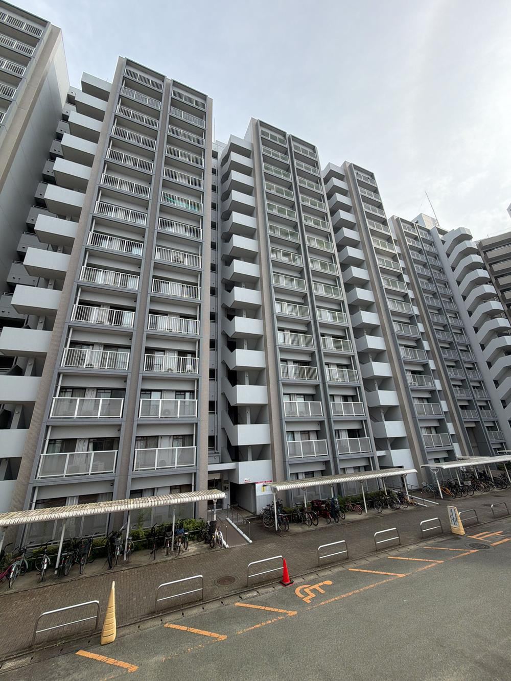 3LDK apartment in Kasuga, Fukuoka - Photo 1