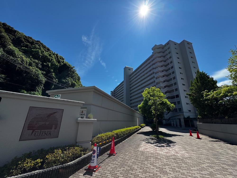 4LDK apartment in Minami Ward, Hiroshima - Photo 1