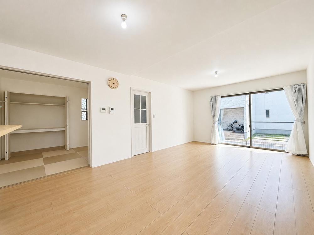5LDK house in Iwakura, Aichi - Photo 1