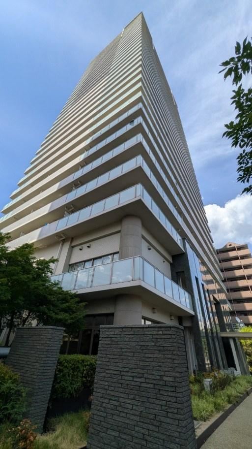3LDK apartment in Nada Ward, Kobe, Hyogo - Photo 1