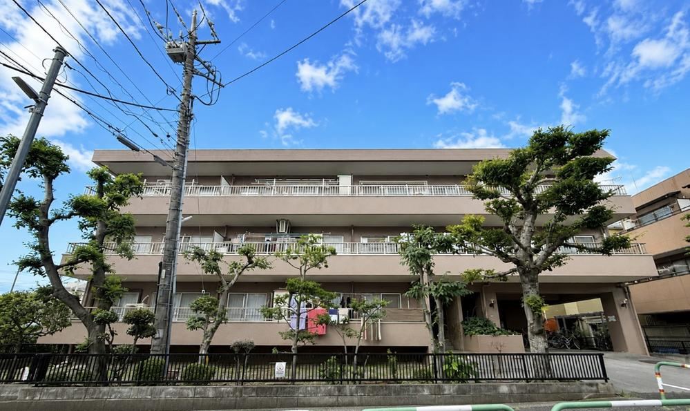 3LDK apartment in Urawa Ward, Saitama - Photo 1