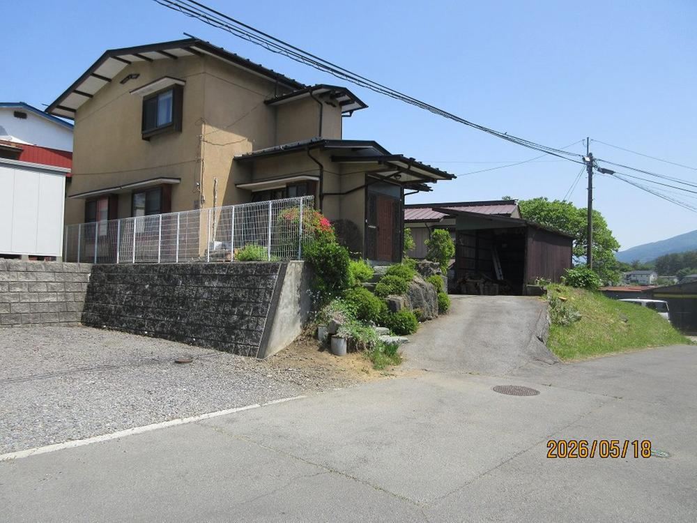 Thumbnail 4