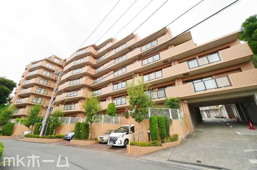 2LDK apartment in Chuo Ward, Chiba - Photo 1