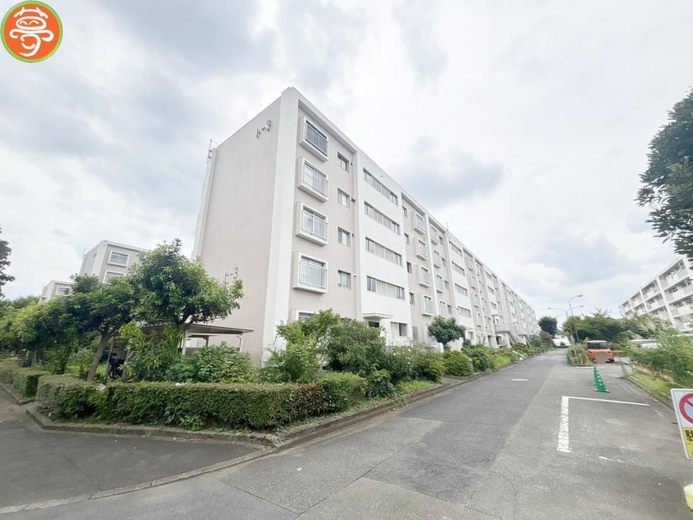 3LDK apartment in Chofu, Tokyo - Photo 1