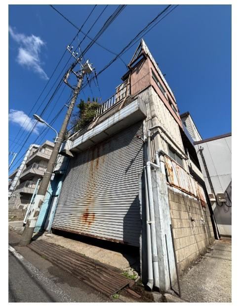 331 m² land in Edogawa Ward, Tokyo - Photo 1