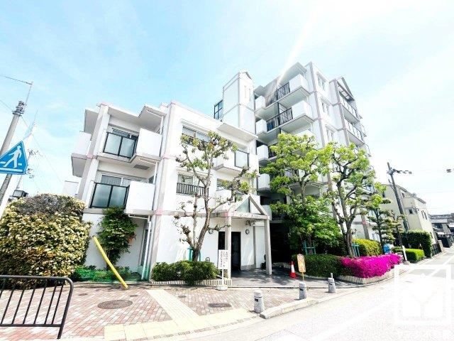 3LDK apartment in Fushimi Ward, Kyoto - Photo 1