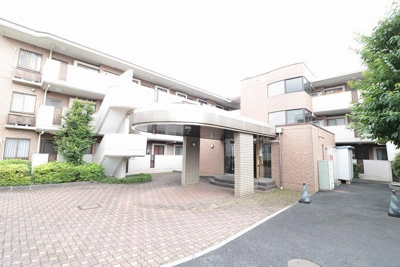 3LDK apartment in Nishitokyo, Tokyo - Photo 1
