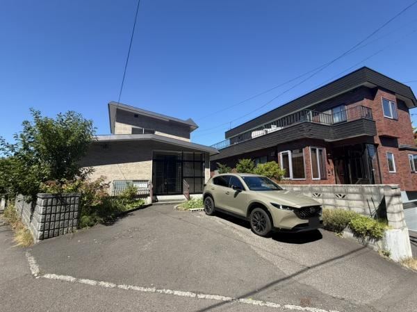 4LDK house in Toyohira Ward, Sapporo, Hokkaido - Photo 1