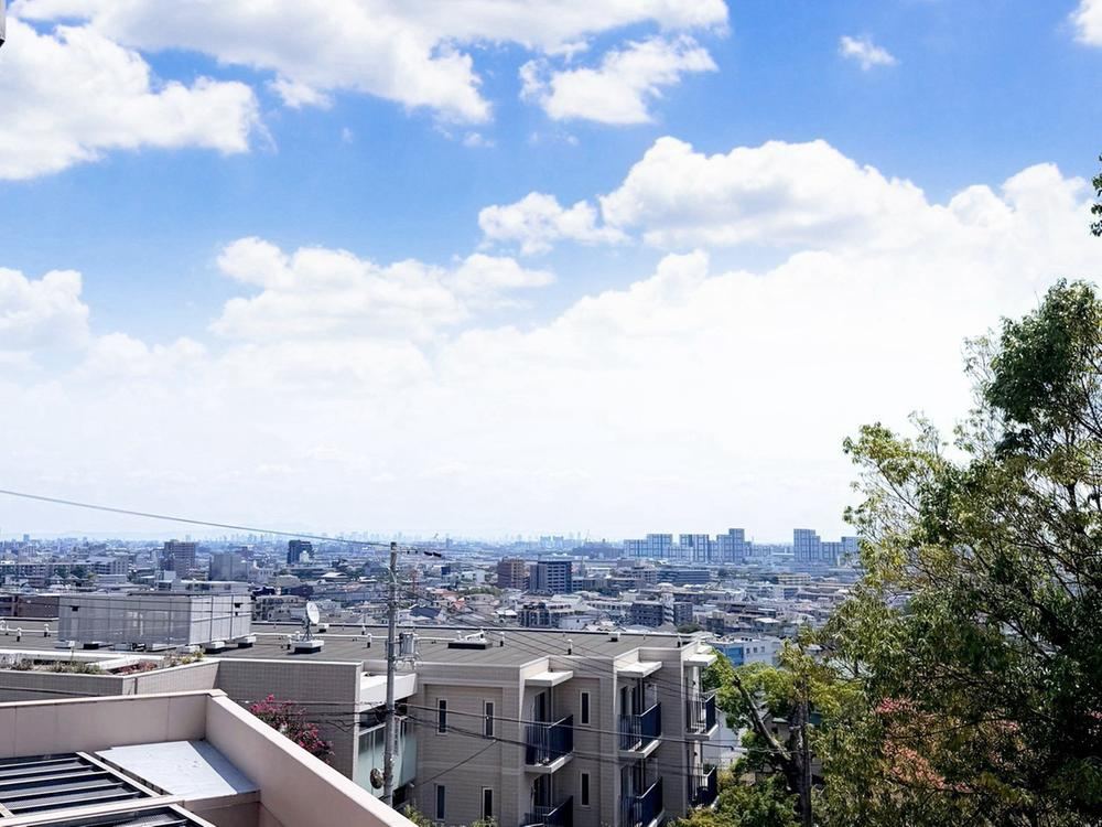 3LDK apartment in Higashinada Ward, Kobe, Hyogo - Photo 1