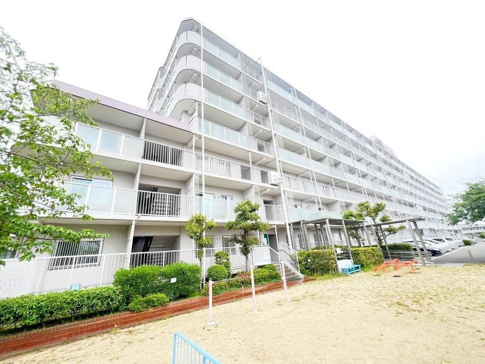 3LDK apartment in Higashi Ward, Sakai, Osaka - Photo 1