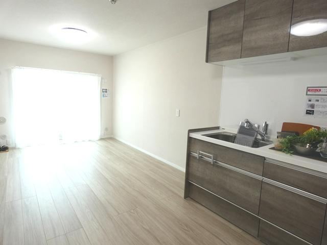 3LDK apartment in Higashi Ward, Hiroshima - Photo 1