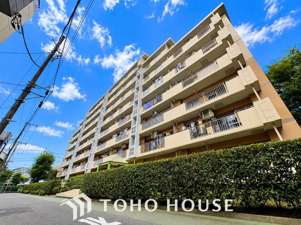 3LDK apartment in Fuchu, Tokyo - Photo 1