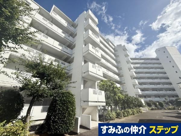 3LDK apartment in Mino, Osaka - Photo 1