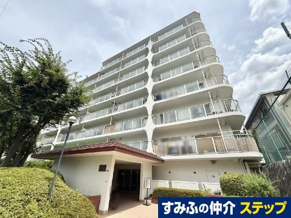3LDK apartment in Toyonaka, Osaka - Photo 1