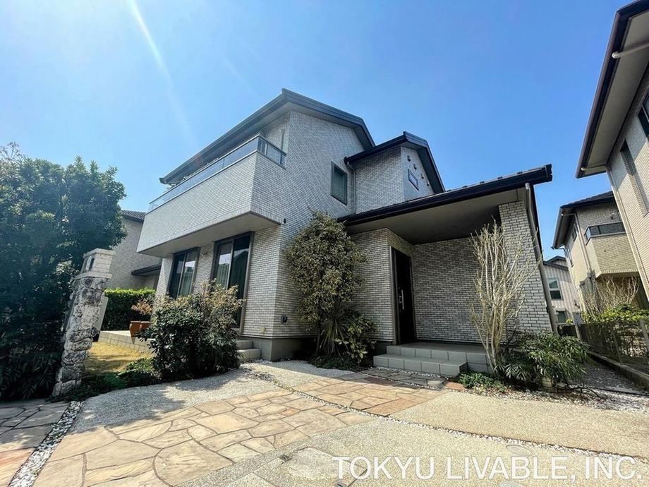 4LDK house in Urayasu, Chiba - Photo 1