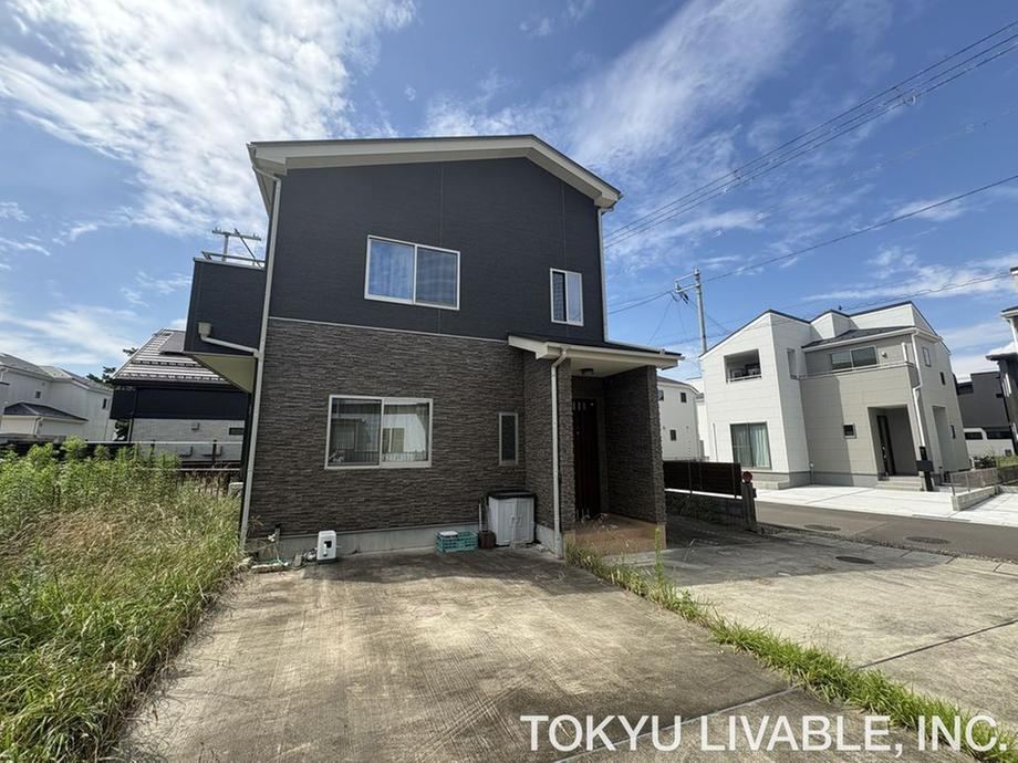 5LDK house in Taihaku Ward, Sendai, Miyagi - Photo 1