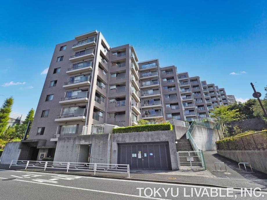 4LDK apartment in Hodogaya Ward, Yokohama, Kanagawa - Photo 1