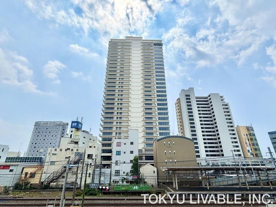3LDK apartment in Fujisawa, Kanagawa - Photo 1