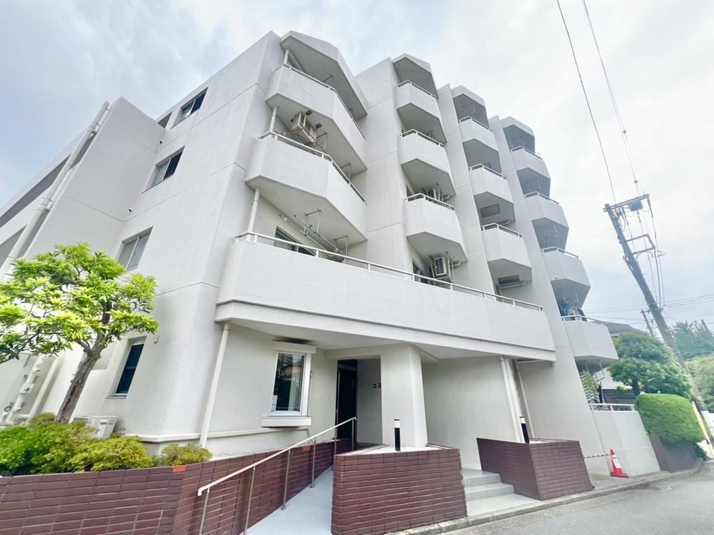 3LDK apartment in Kanagawa Ward, Yokohama, Kanagawa - Photo 1