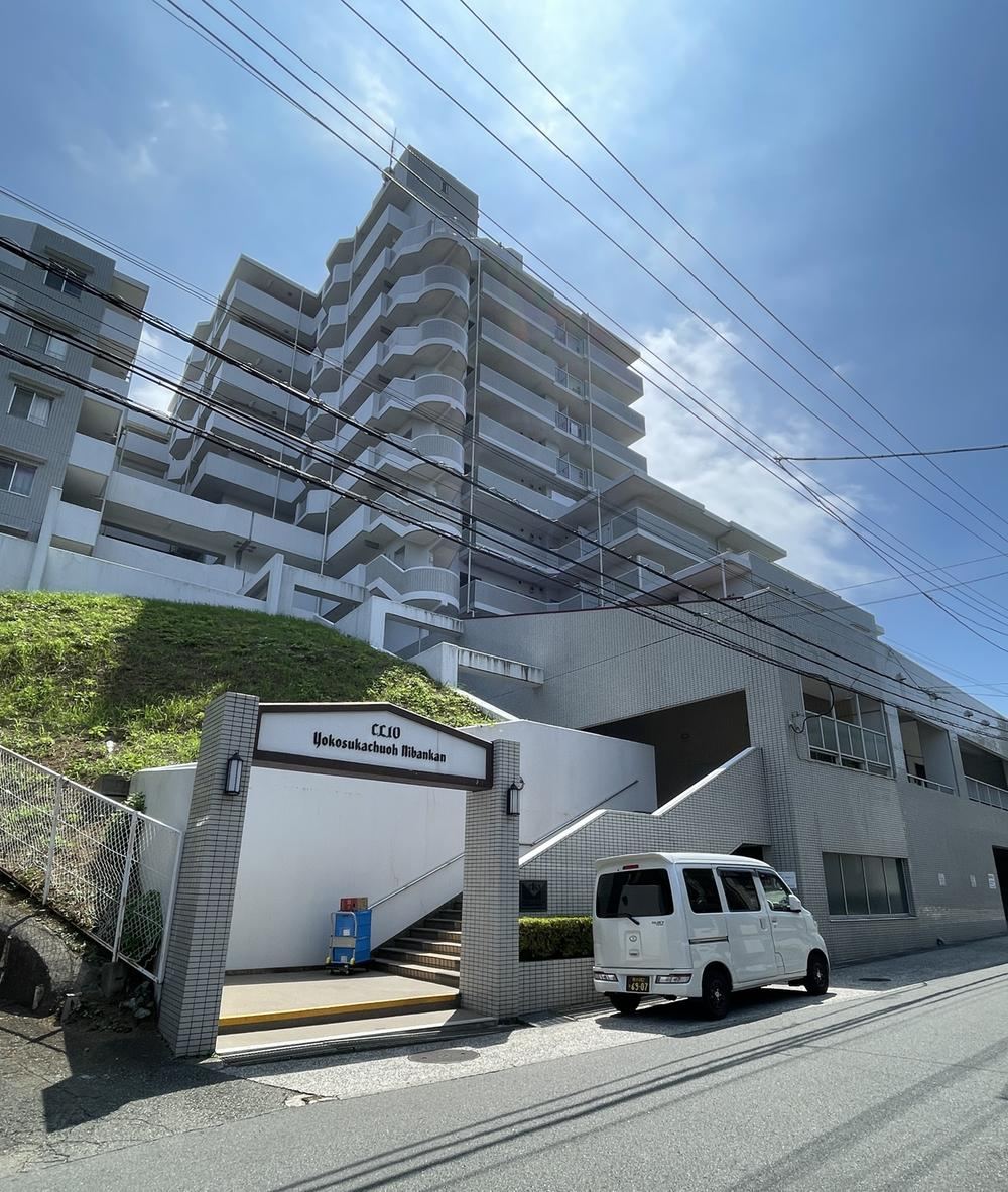 3LDK apartment in Yokosuka, Kanagawa - Photo 1