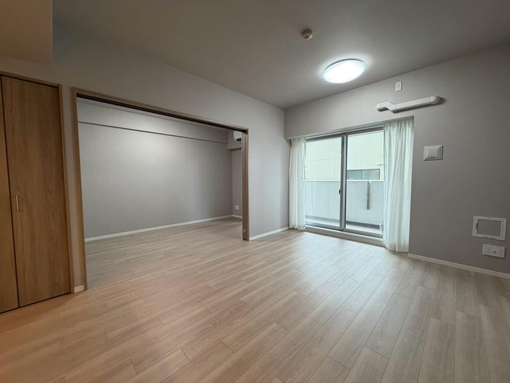 1LDK+S apartment in Koto Ward, Tokyo - Photo 1