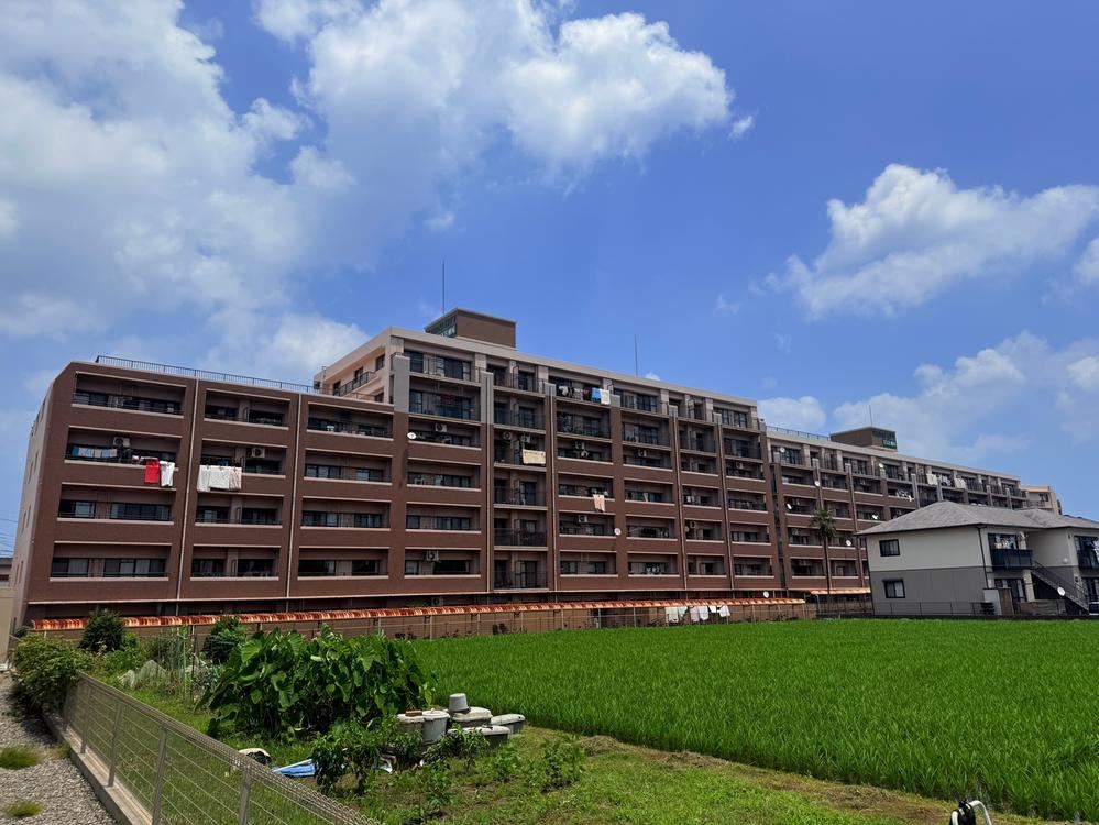 4LDK apartment in Oita, Oita - Photo 1