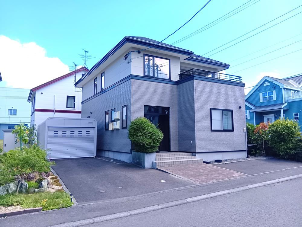 4LDK+S house in Kitahiroshima, Hokkaido - Photo 1
