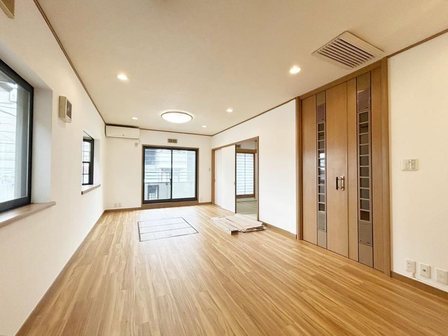 3LDK+S house in Suginami Ward, Tokyo - Photo 1