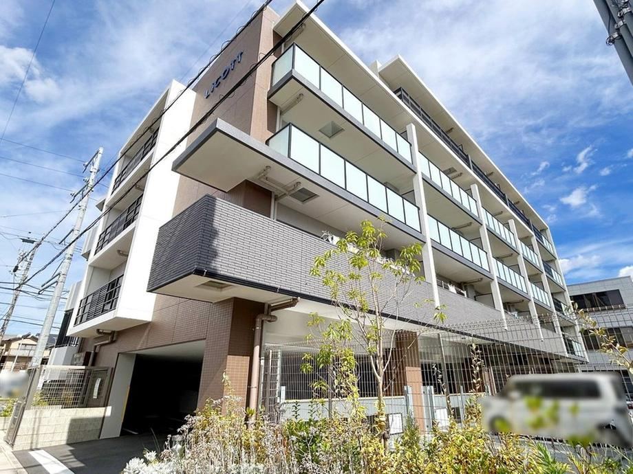 3LDK+S apartment in Toyota, Aichi - Photo 1