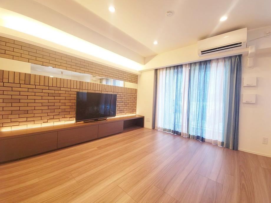 2LDK apartment in Amagasaki, Hyogo - Photo 1