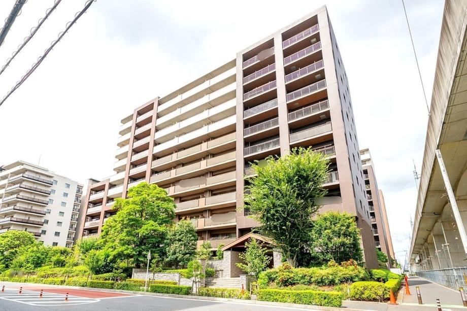 3LDK apartment in Nagareyama, Chiba - Photo 1