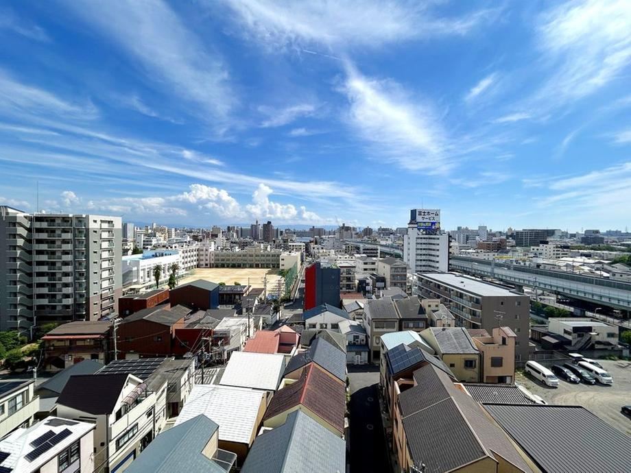 3LDK apartment in Nishinari Ward, Osaka - Photo 1