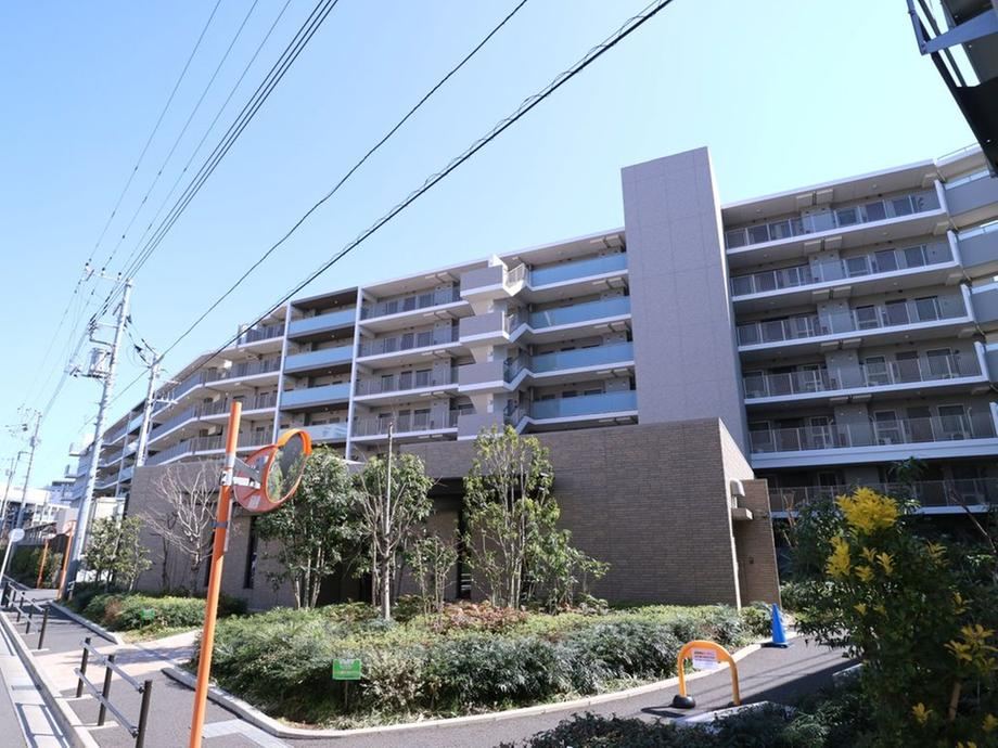 3LDK apartment in Funabashi, Chiba - Photo 1