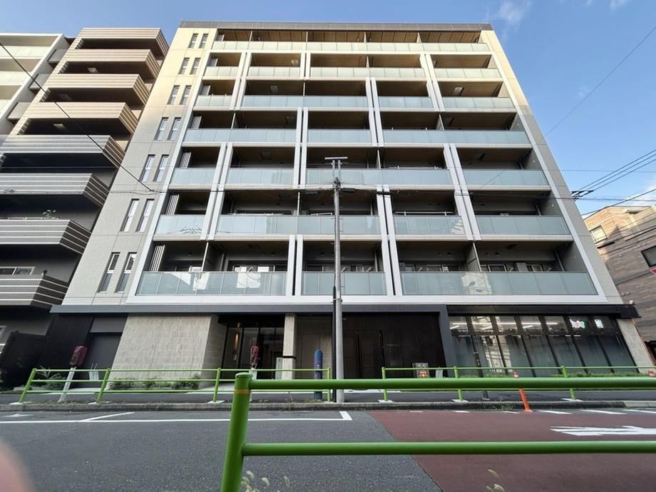 2LDK apartment in Chuo Ward, Tokyo - Photo 1