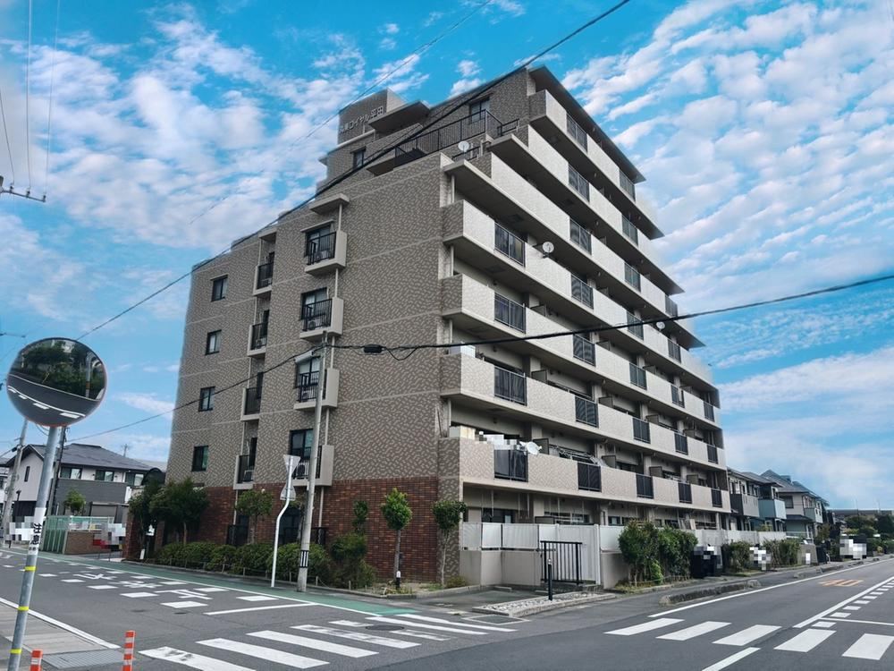 3LDK apartment in Suzuka, Mie - Photo 1