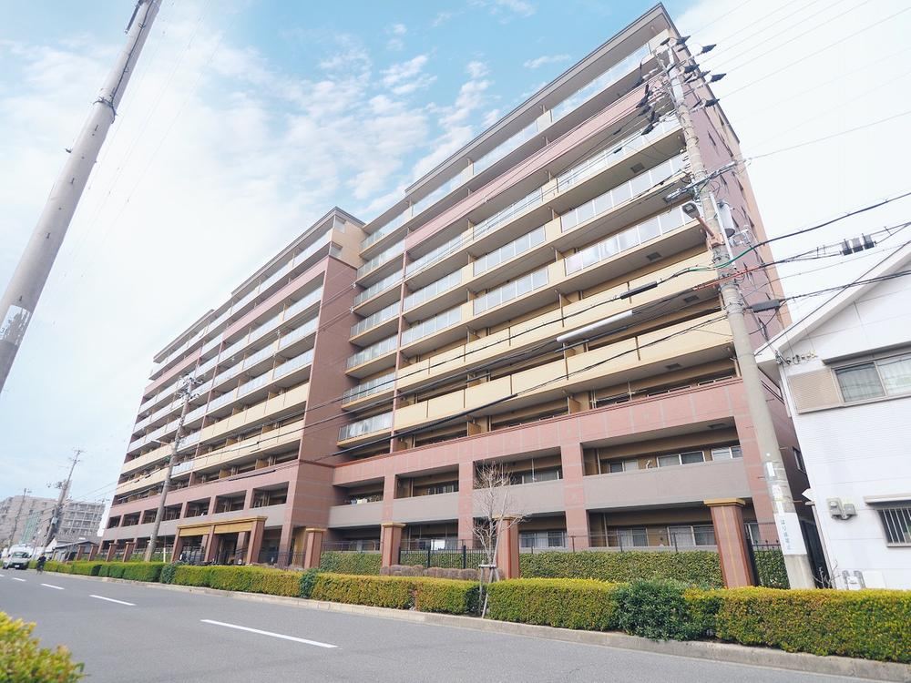 2LDK apartment in Ino Ward, Osaka - Photo 1