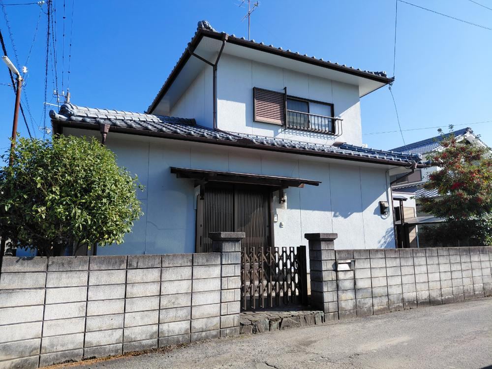 5DK house in Saijo, Ehime - Photo 1