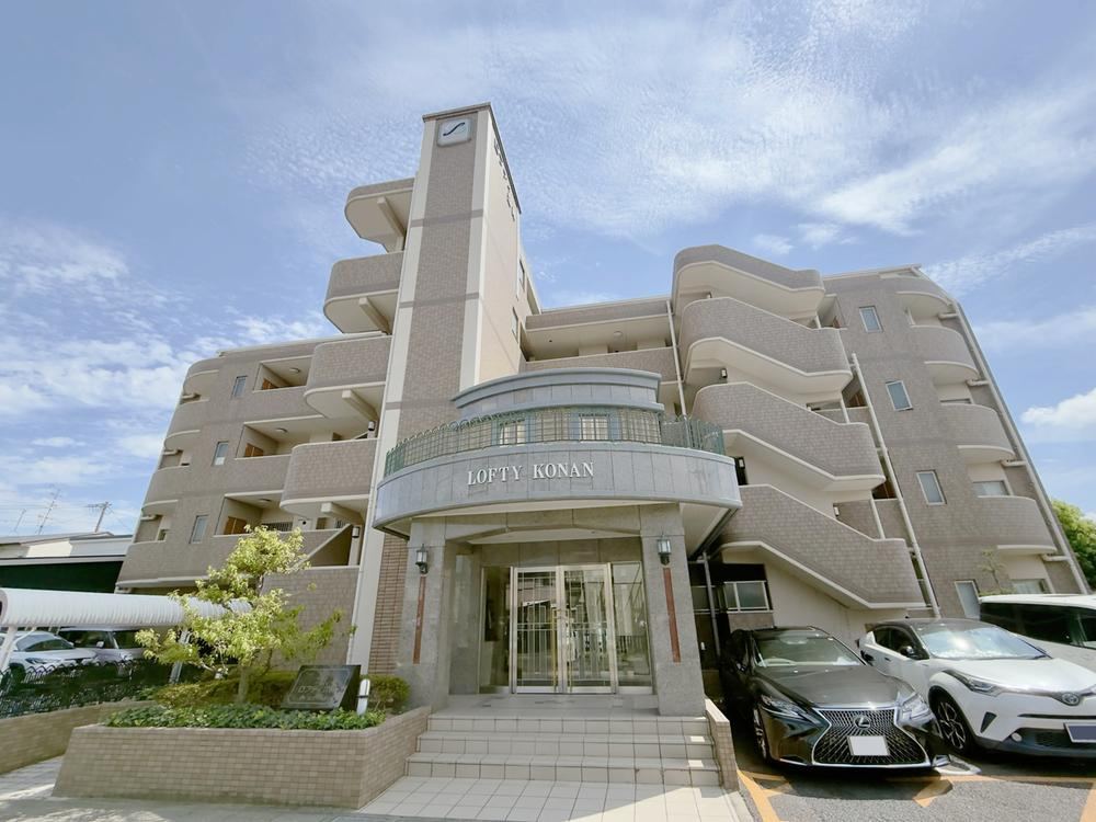 4LDK apartment in Konan, Aichi - Photo 1