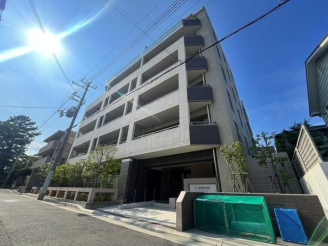 2LDK+S apartment in Nishinomiya, Hyogo - Photo 1