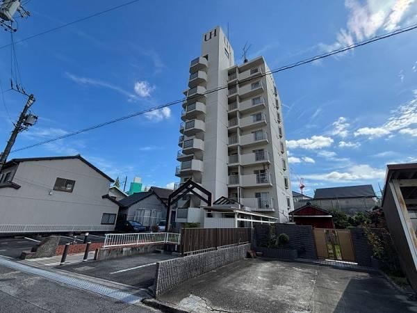 3LDK apartment in Kariya, Aichi - Photo 1