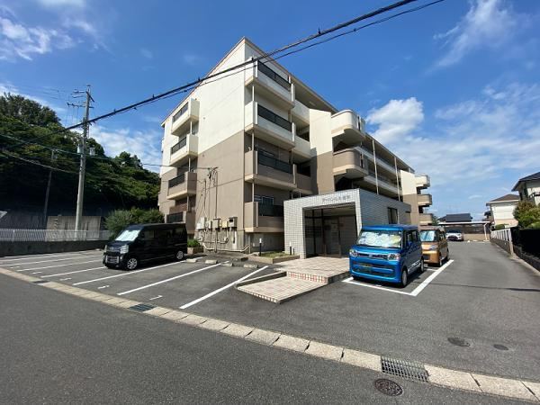 4LDK apartment in Okazaki, Aichi - Photo 1