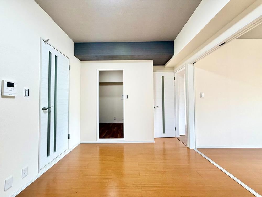 2DK+S apartment in Kanagawa Ward, Yokohama, Kanagawa - Photo 1