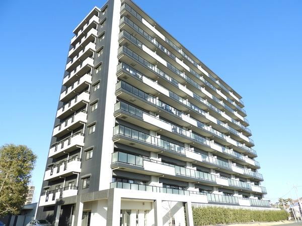 4LDK apartment in Inzai, Chiba - Photo 1