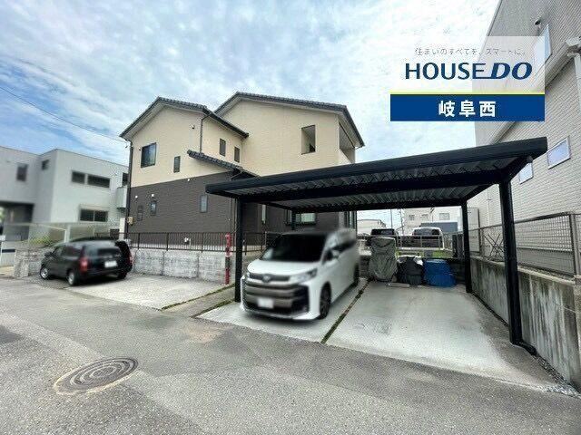 4LDK house in Gifu, Gifu - Photo 1